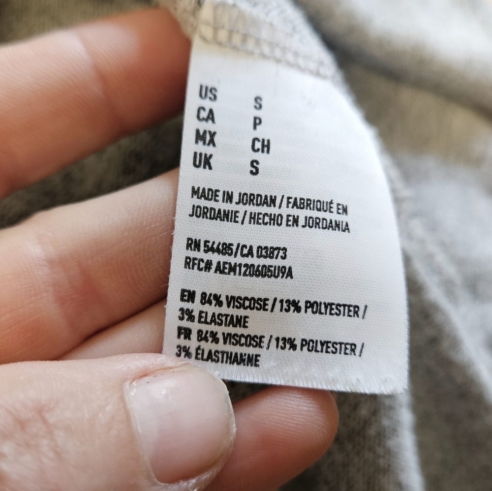 AMERICAN EAGLE Soft&Sexy Plush Long V Neck ButtonFront Cardigan.Heathered Grey.S - Picture 5 of 10